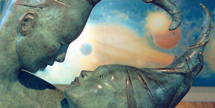 Sculpture Isabelle Jeandot sur fond de "L'océan des Multitudes" Peinture à l'huile de François Schlesser ©
