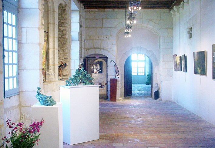 Exposition, Dix, l'art en dix mouvement, château de Chalais